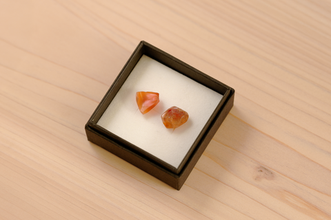 Kakikomi earrings  若狭めのう細工 (ピアス)